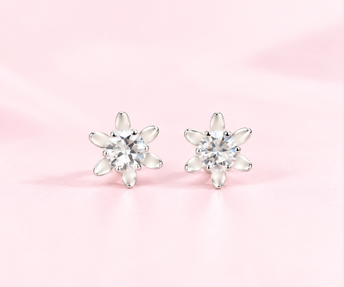 Brinco Flor com Zirconia ao Centro Prata