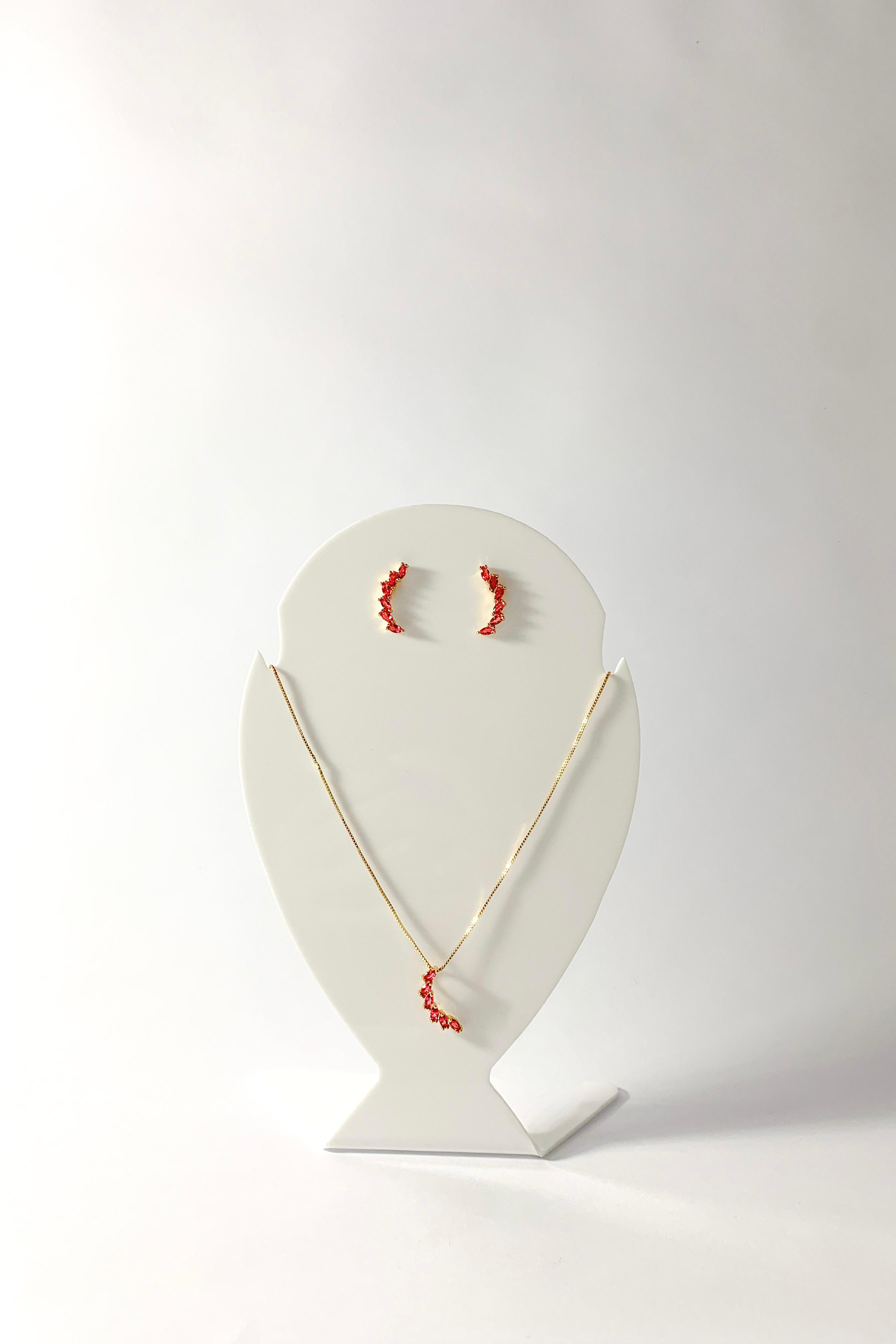 Conjunto Virgula Cravejado Ouro