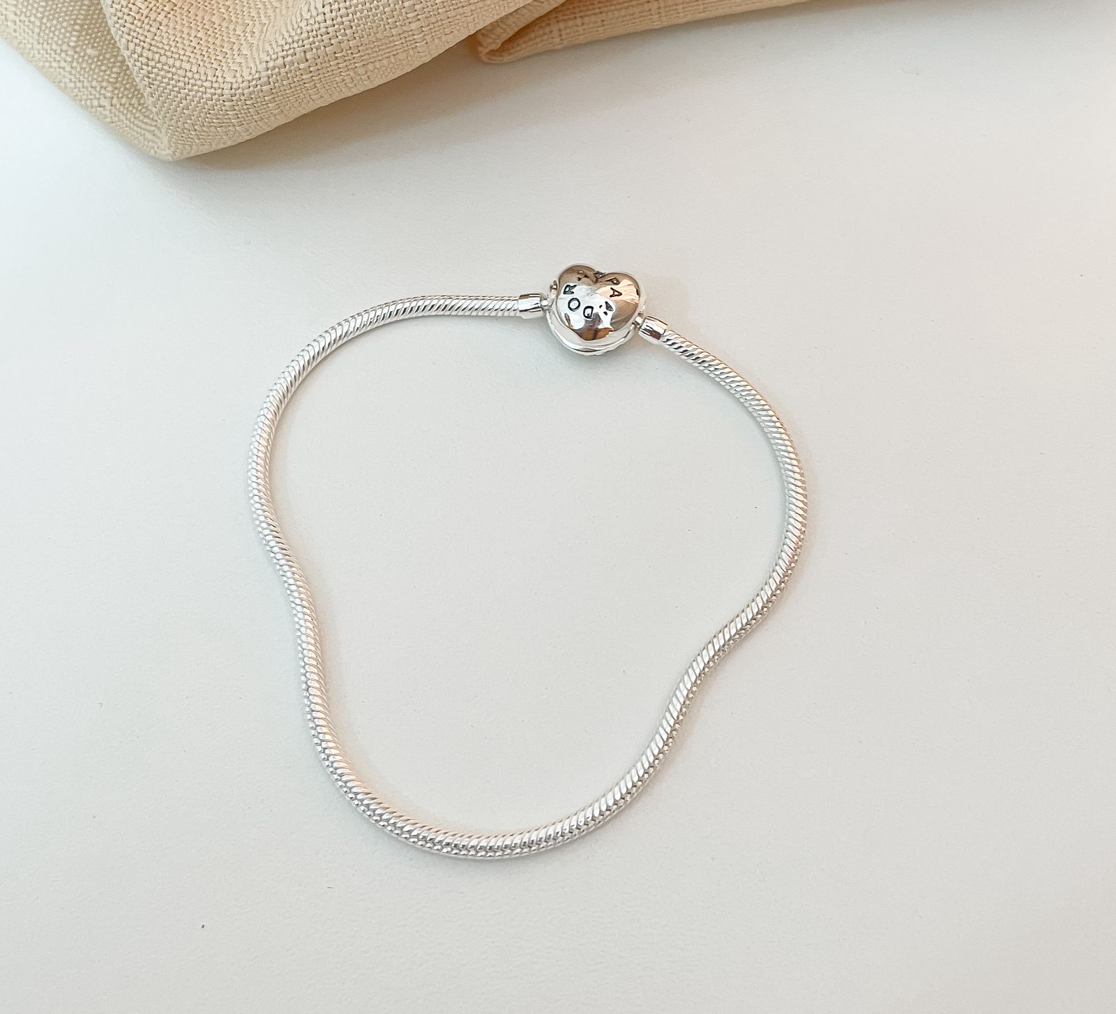 PANDORA PT 18CM CORAÇÃO CRAVEJADO