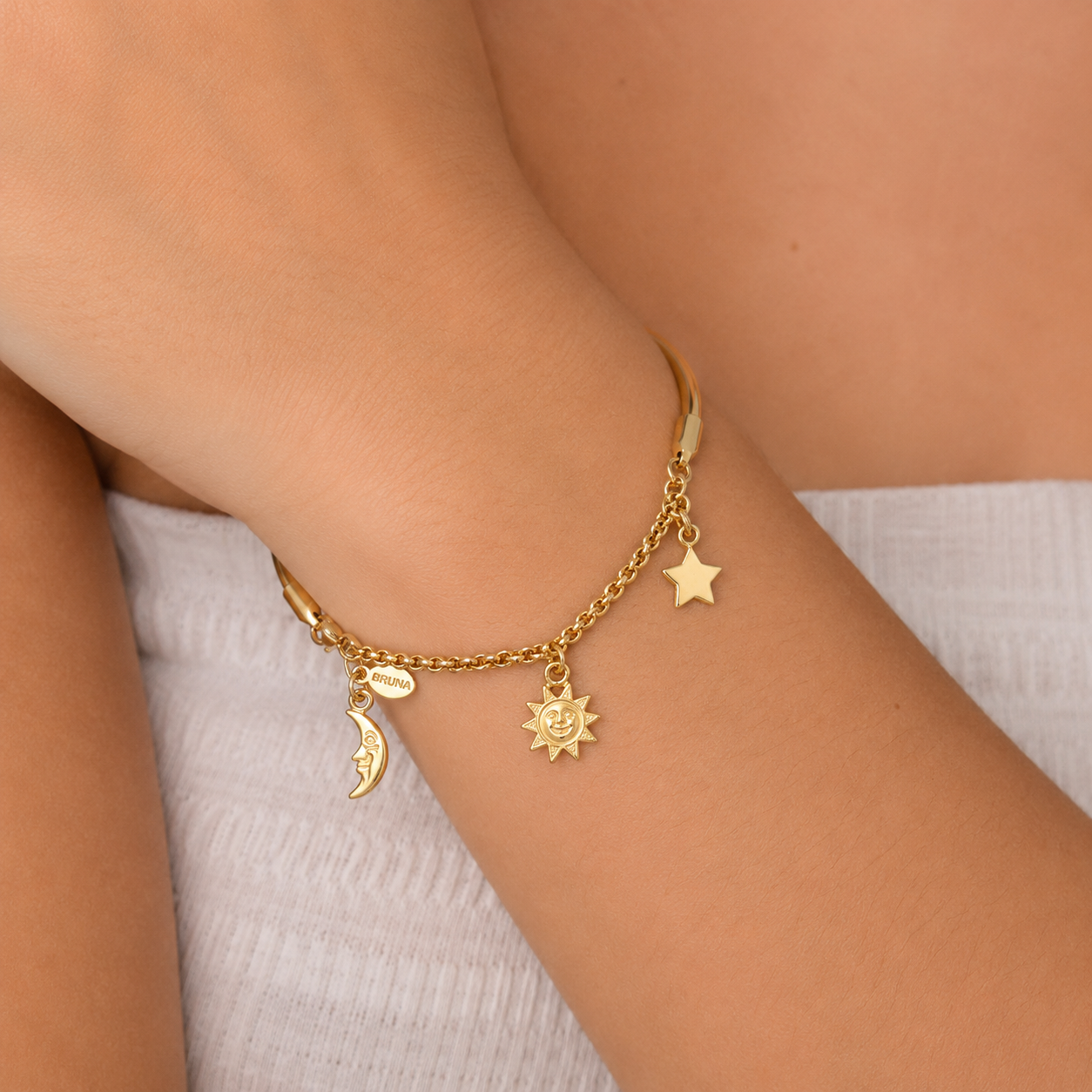 Bracelete e pulseira elo português Bruna Semijoias