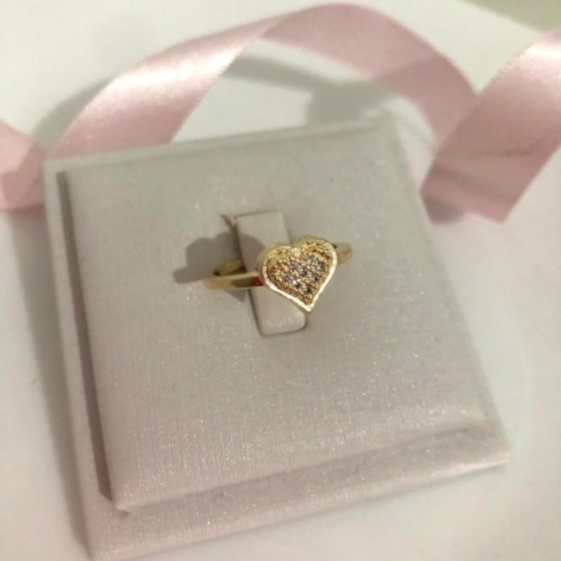 Anel Coração Cravejado em Micro Zircônias Banhado a Ouro 18k