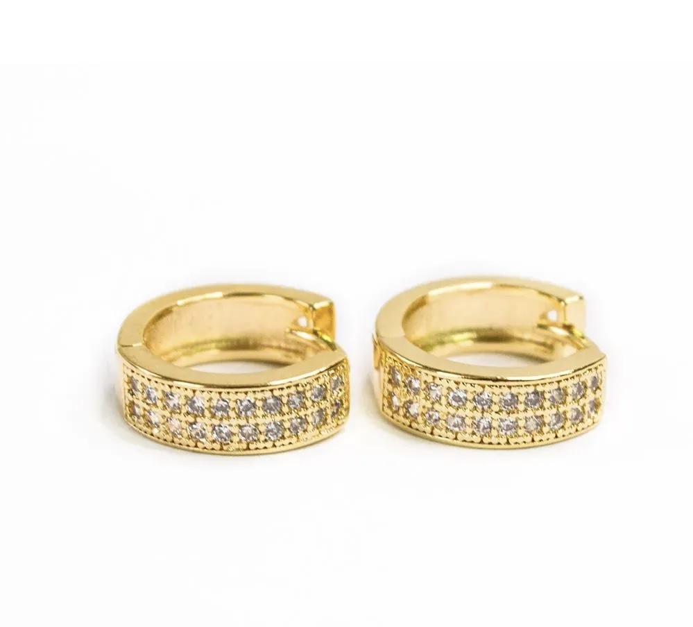 Brinco Argolinha Duas Fileiras Cravejada em Zircônias 14mm Banhada a Ouro 18k