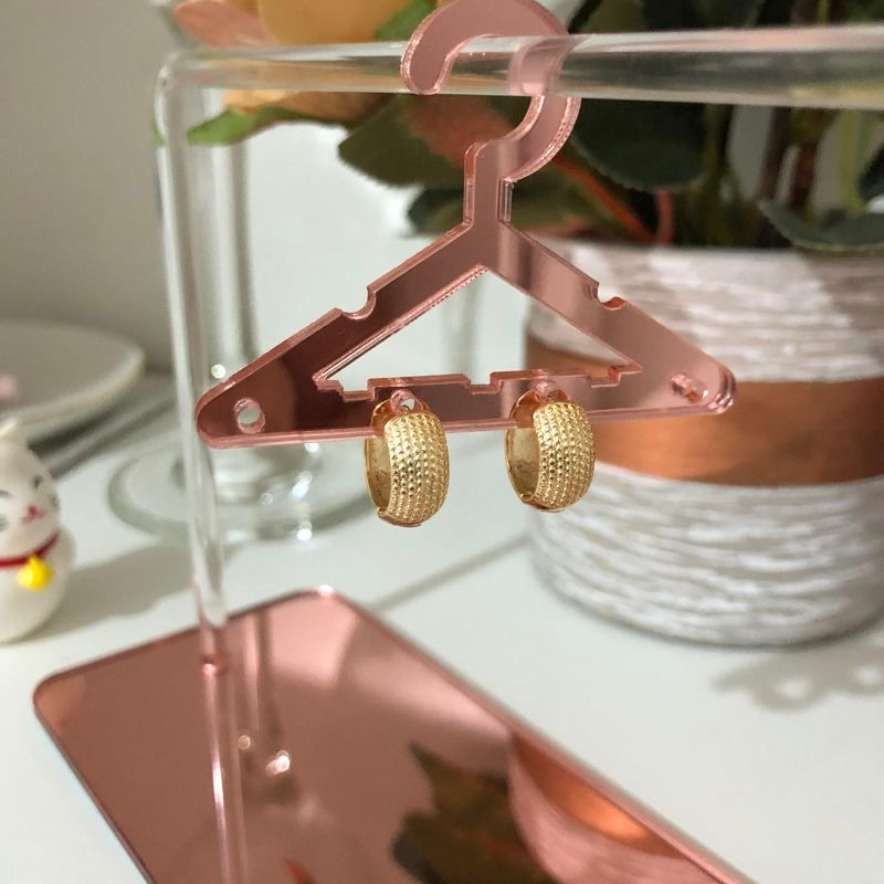 Brinco Argolinha Craquelada Banhada a Ouro 18k