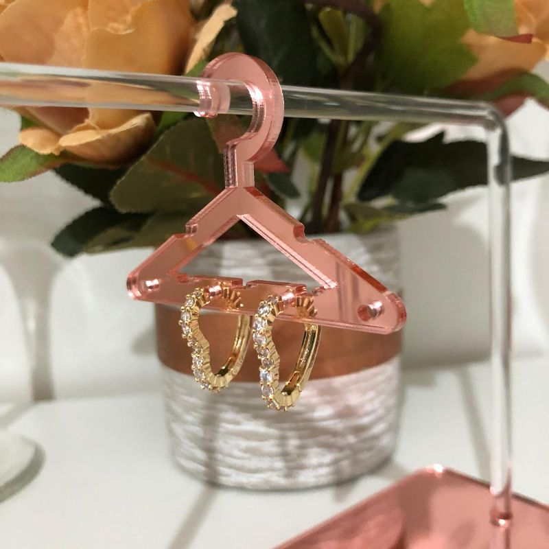Brinco Argolinha  Coração Cravejada em Zircônia Cristal G Banhada a Ouro 18k