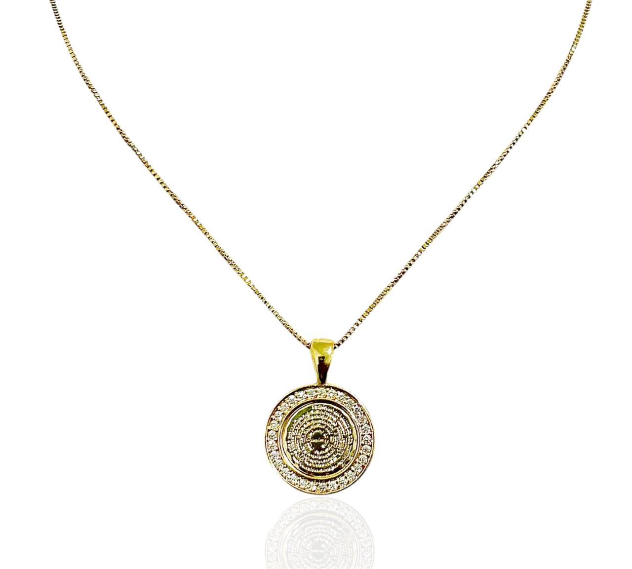 Colar Medalha Pai Nosso com Borda Cravejada em Microzirconias 50cm Banhada a Ouro 18k