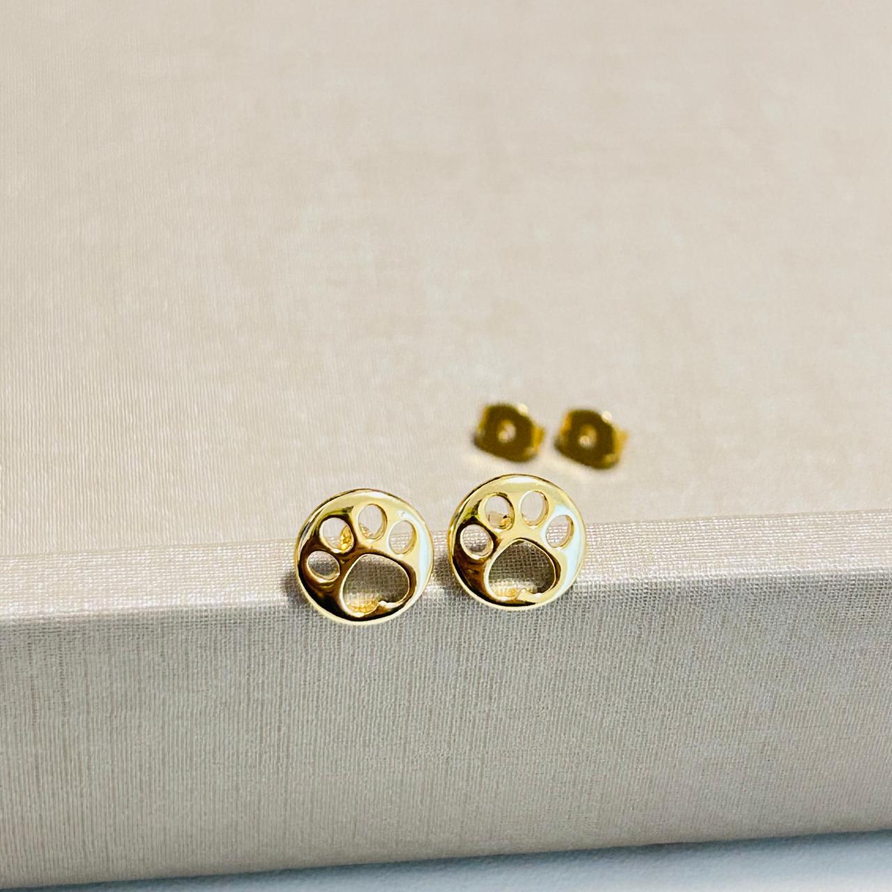 Brinco Patinha Pet Banhada a Ouro 18k