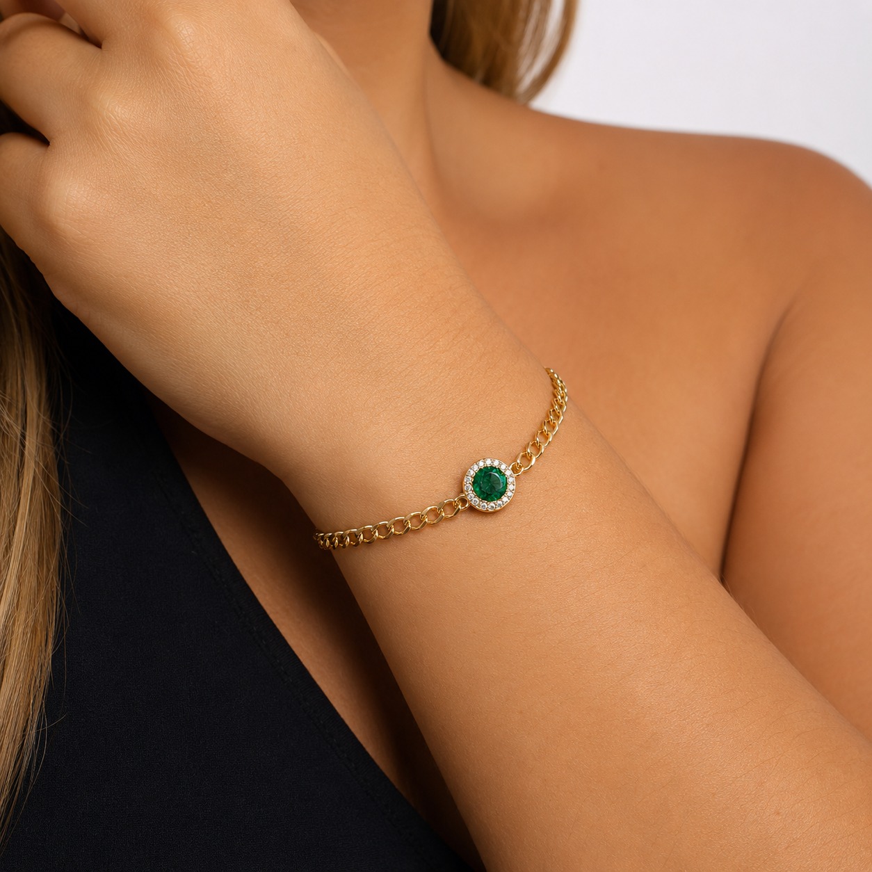 Pulseira Ponto de Luz Cravejada.