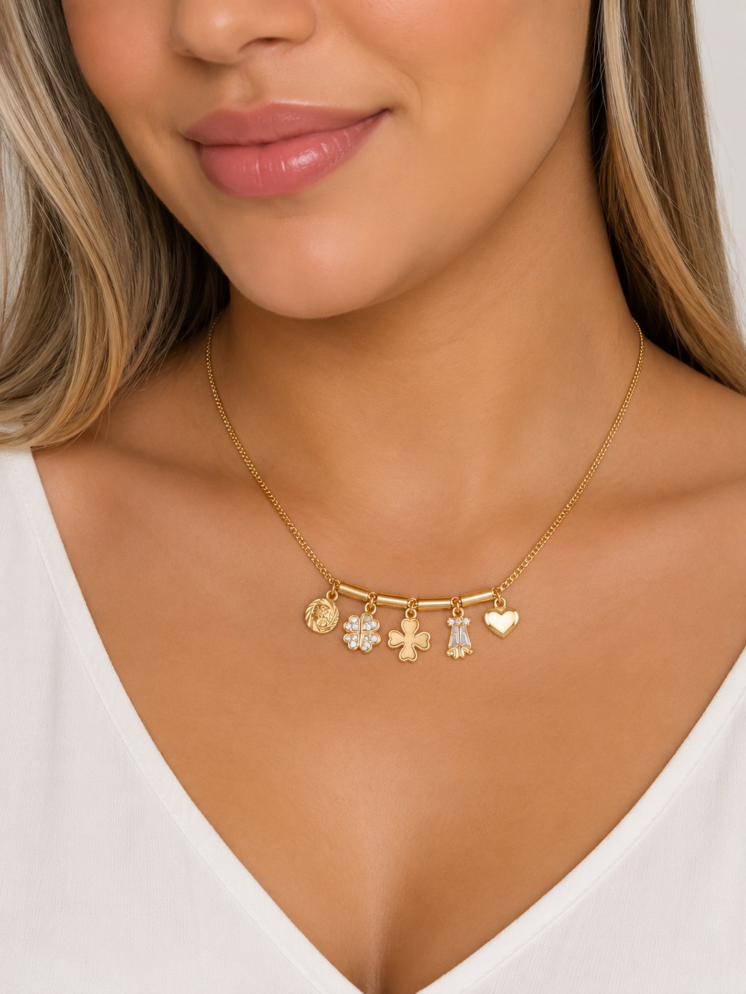 Colar Charms Elegance
