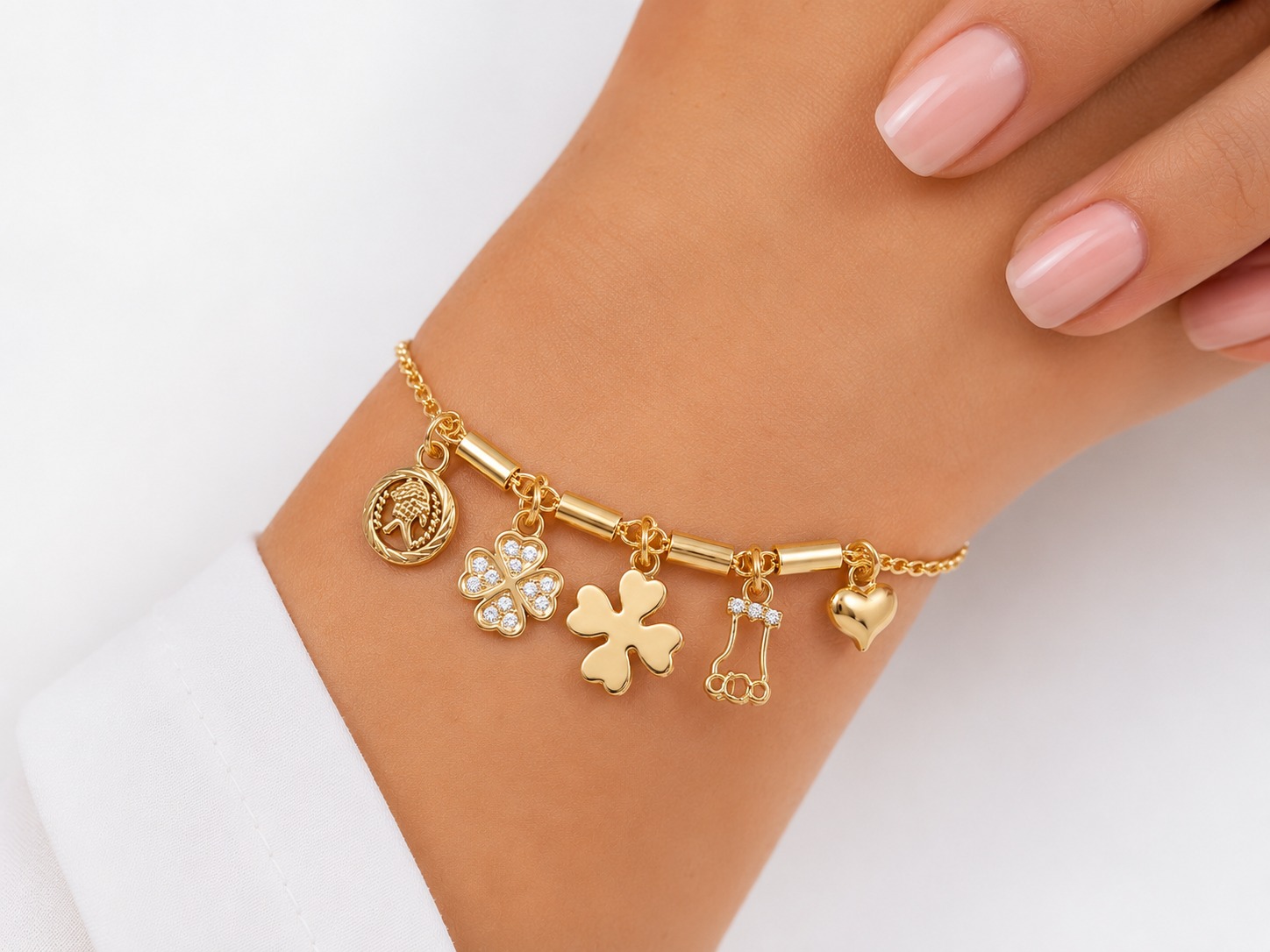 Pulseira com Pingentes da Sorte
