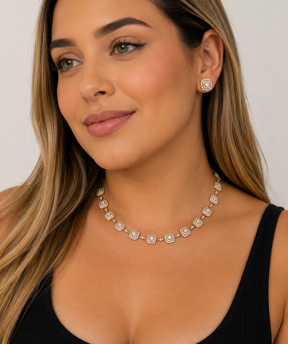 Conjunto Luxo Quadrado Cravejado