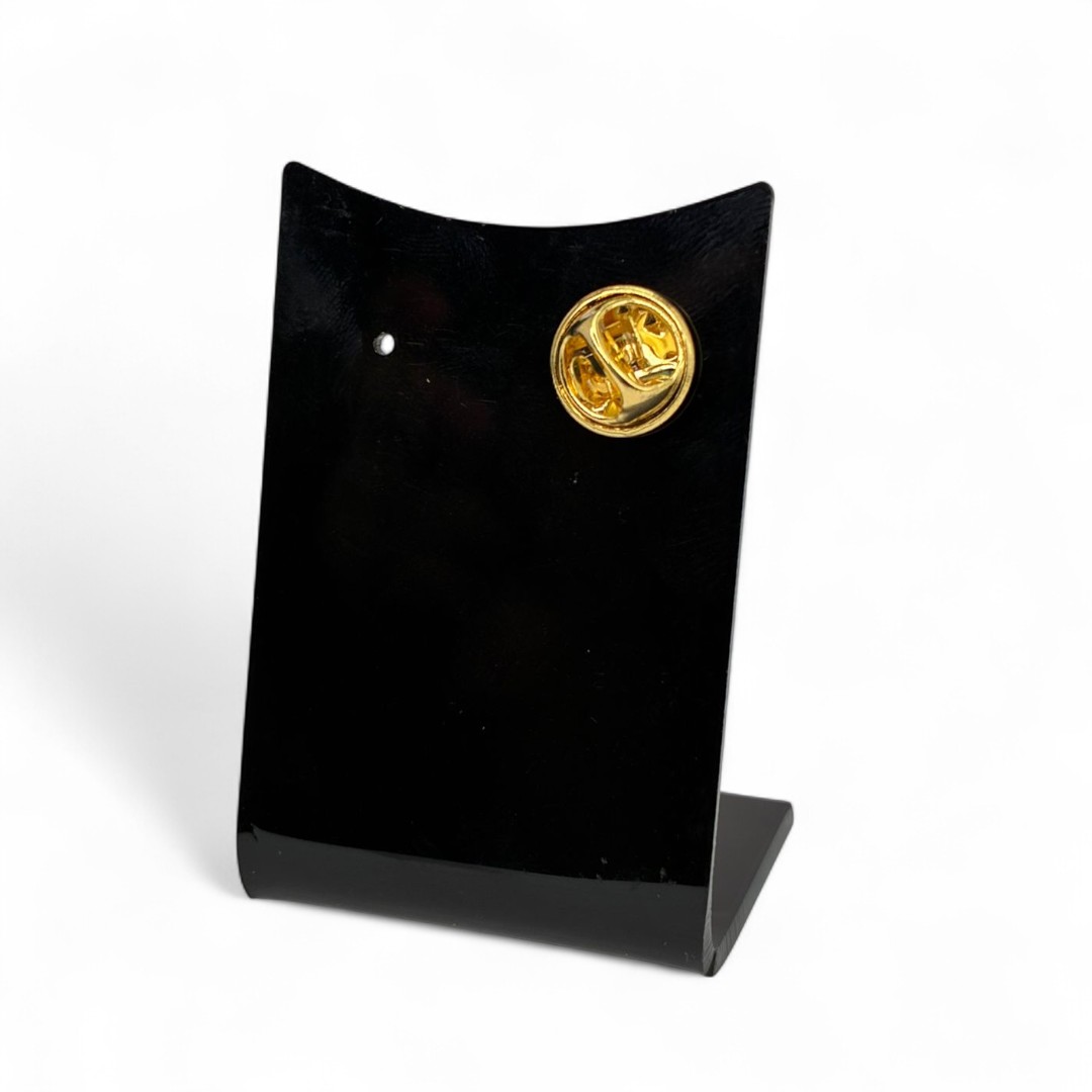 PINGENTE PARA MASCARA/ROUPA COM INICIAL B CRAVEJADO - BANHADO A OURO 18K