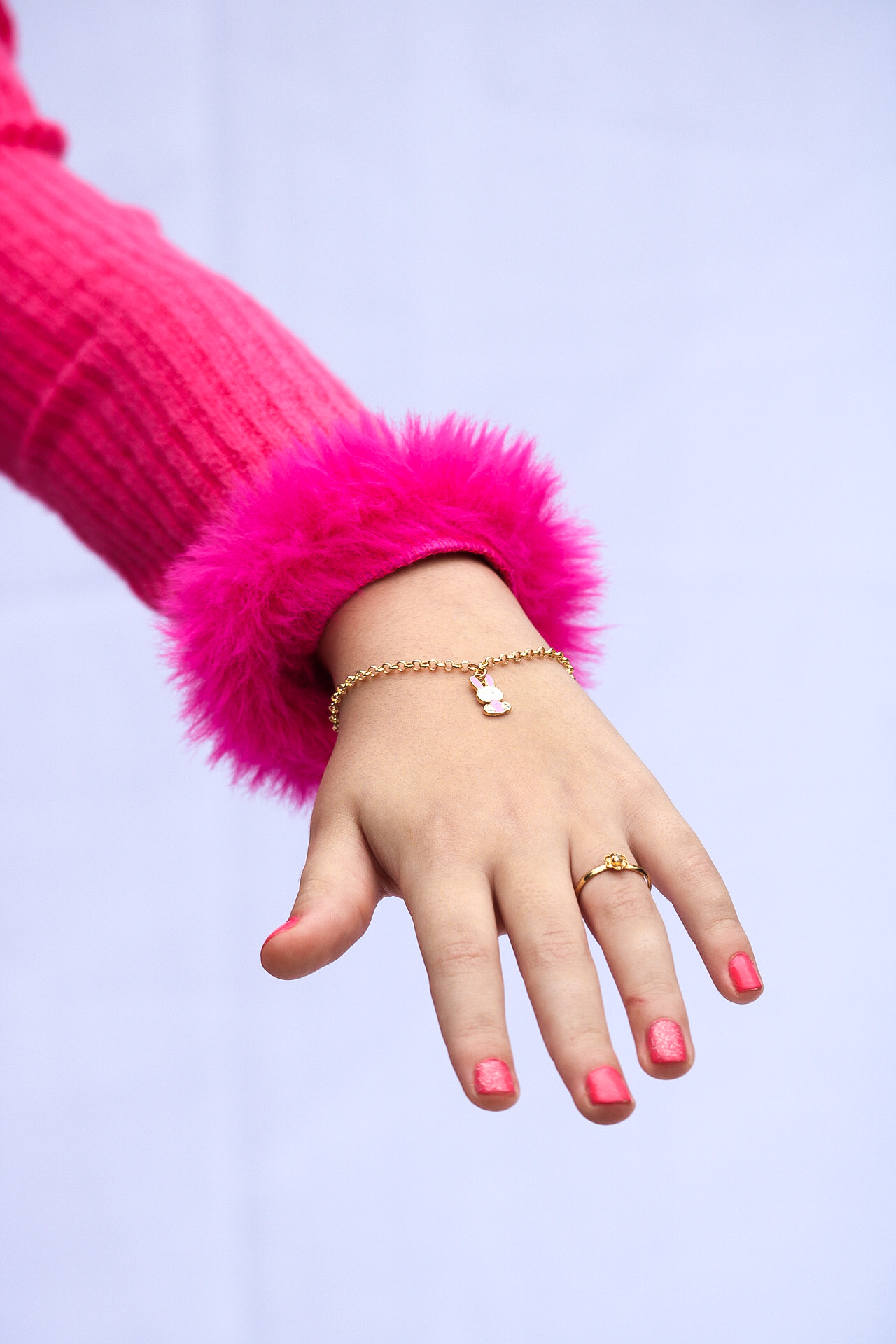 PULSEIRA INFANTIL  COELHO RESINADO - BANHADO A OURO 18K
