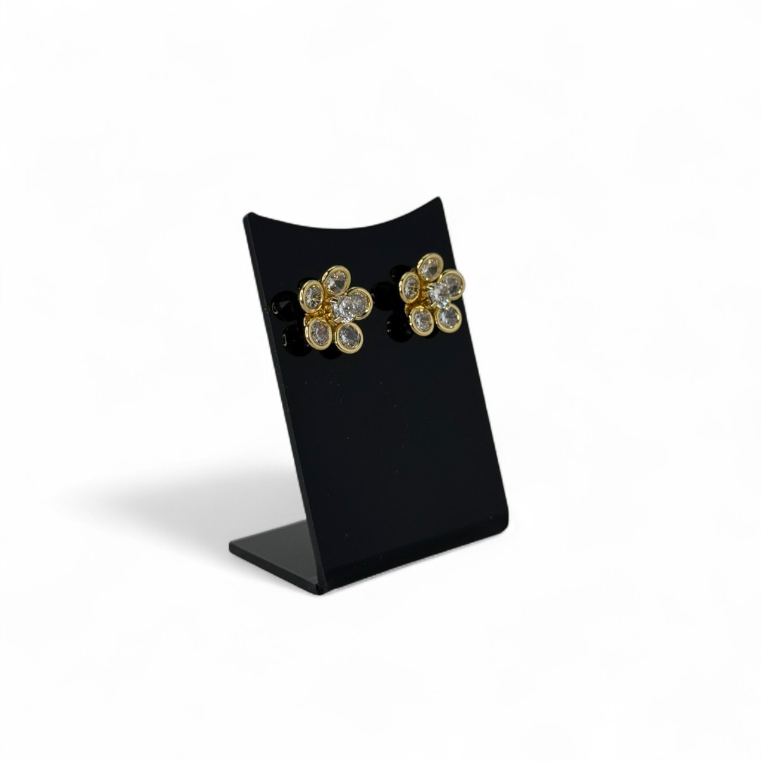 BRINCO FLOR MÉDIA COM ZIRCONIA CRISTAL - BANHADO A OURO 18K