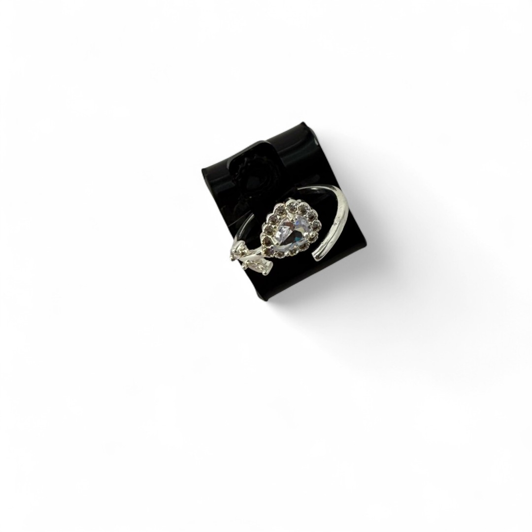ANEL REGULAVEL FLOR COM GOTA CRAVEJADO + ARO COM LISO COM FOLHA   - BANHADO A PRATA 925
