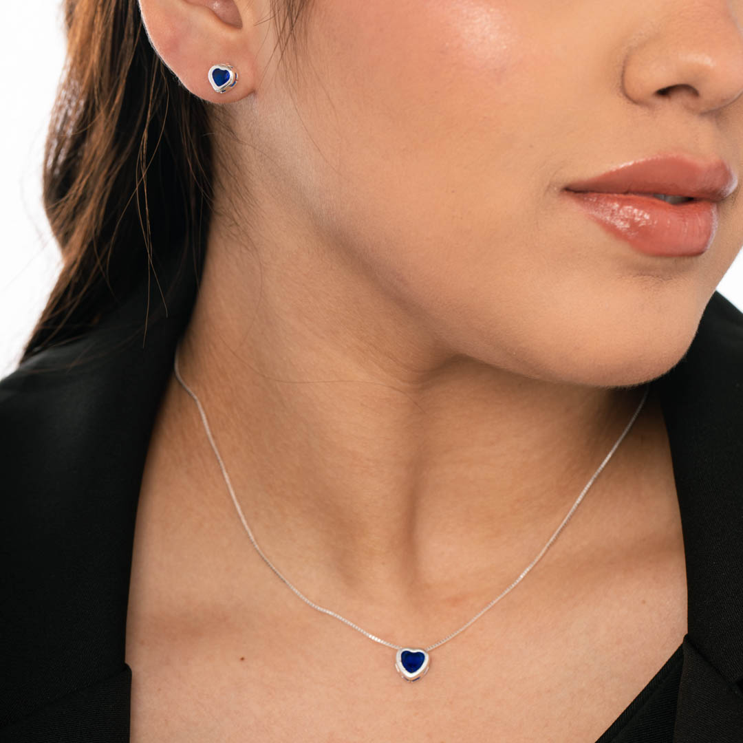 CONJUNTO CORRENTE VENEZIANA COM PINGENTE CORAÇÃO AZUL COM BORDA  - BANHADO A PRATA 925