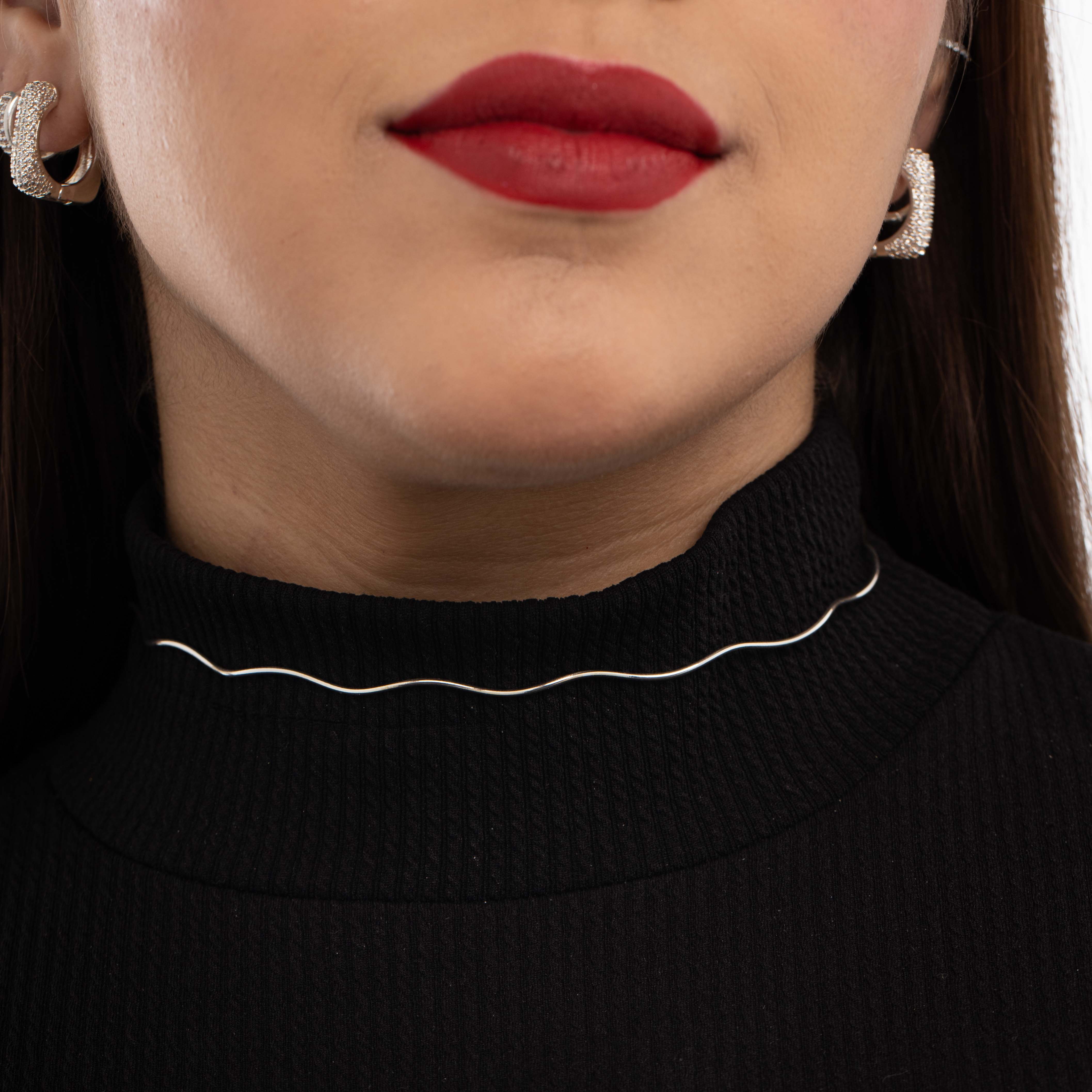 CHOKER RÍGIDO LISO ONDULADO SIMPLES COM EXTENSOR    - BANHADO A OURO 18K