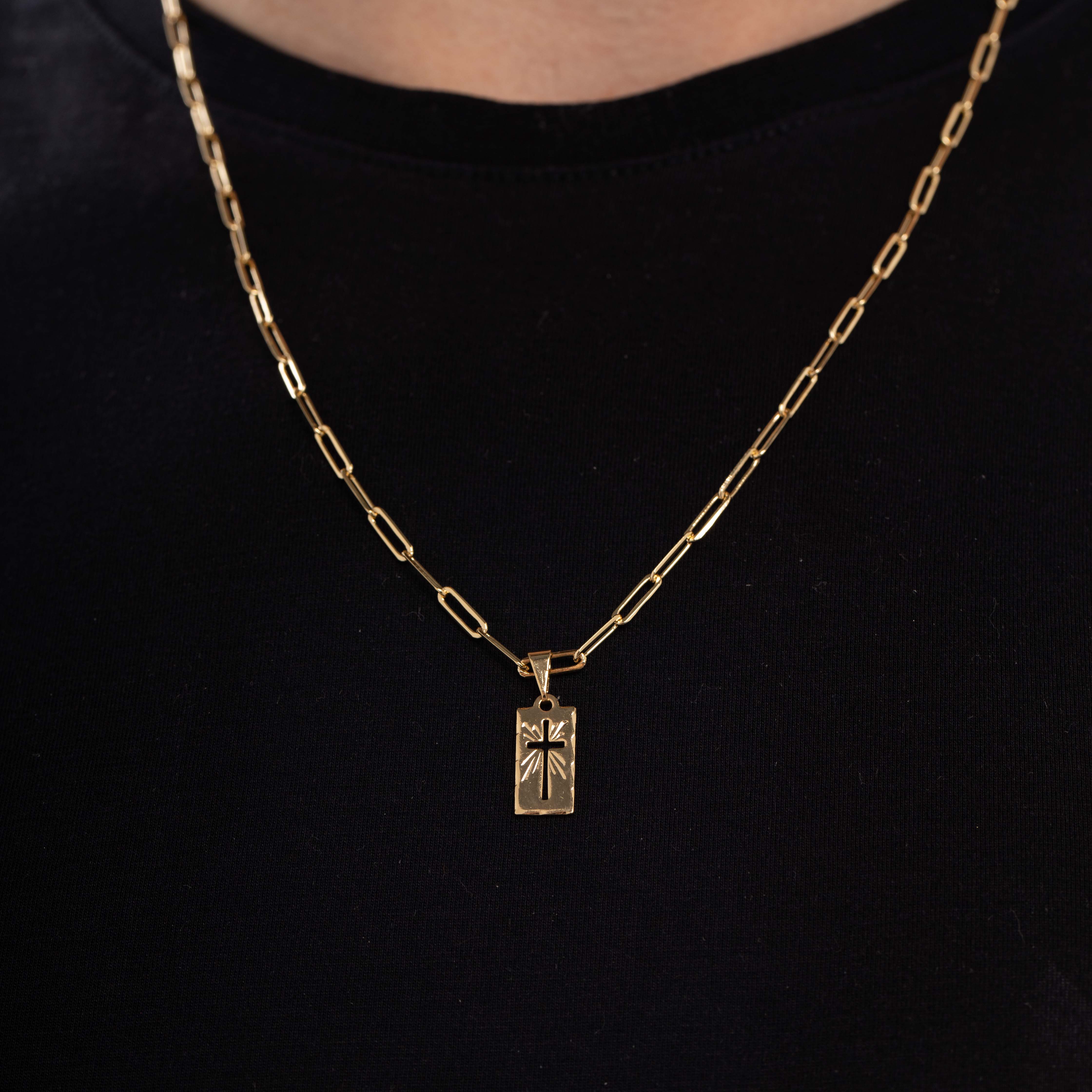 CORRENTE MASCULINA CARTHIE MÉDIO ELO FINO COM FECHO GAVETA 0.80MM- BANHADO A OURO 18K