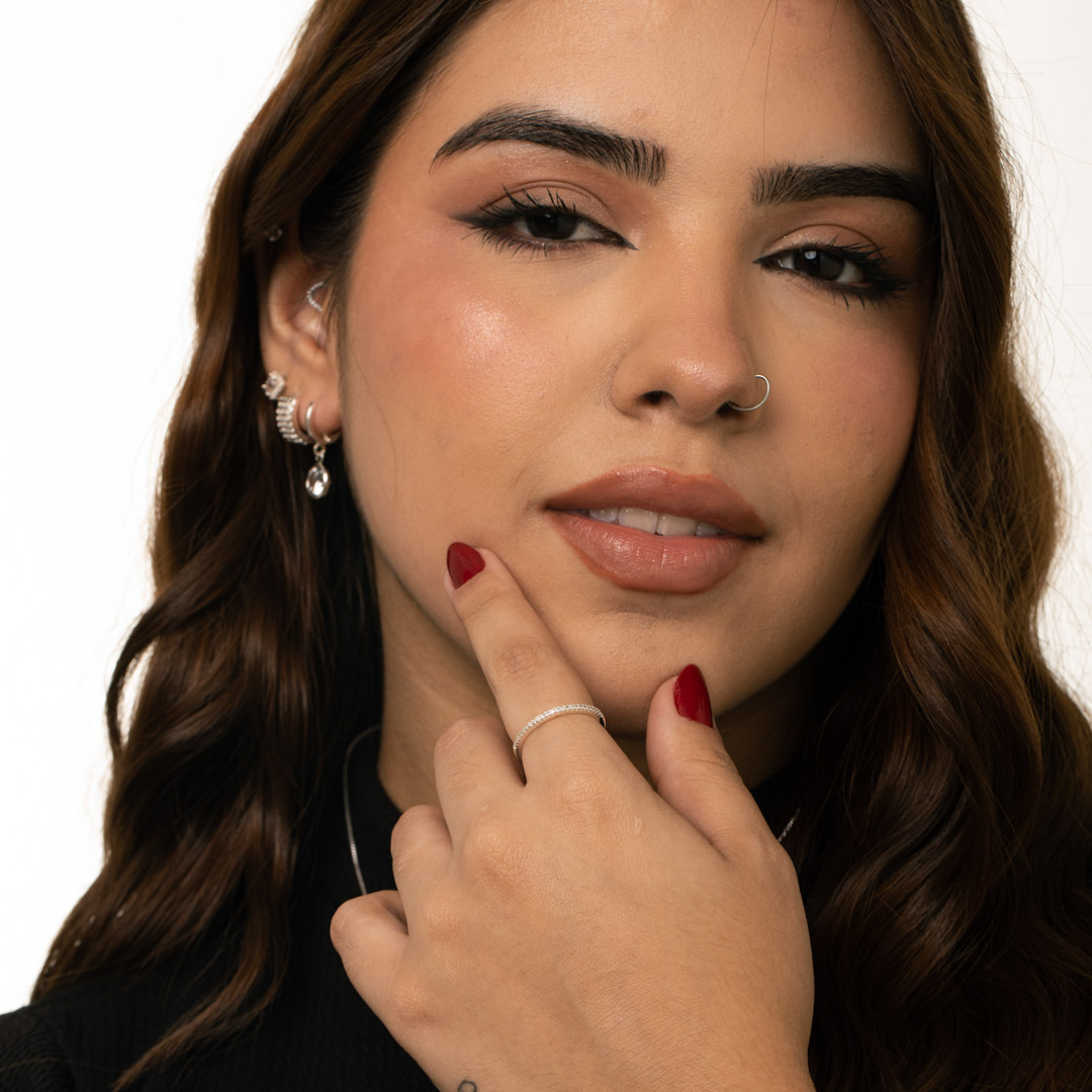 ANEL APARADOR COM MICRO ZIRCÔNIA CRAVEJADA CRISTAL Nº6- BANHADO A PRATA 925