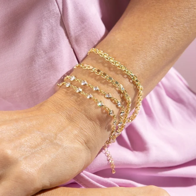 PULSEIRA CORAÇÕES CRISTAIS
