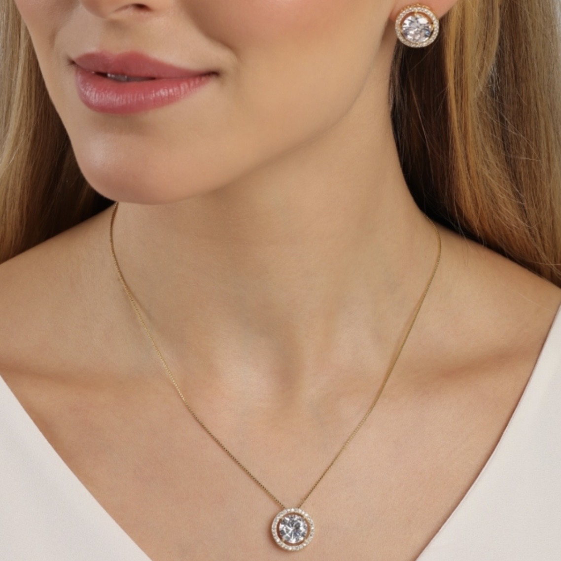 CONJUNTO ZIRCÔNIA REDONDA CENTRAL ARO CRAVEJADO