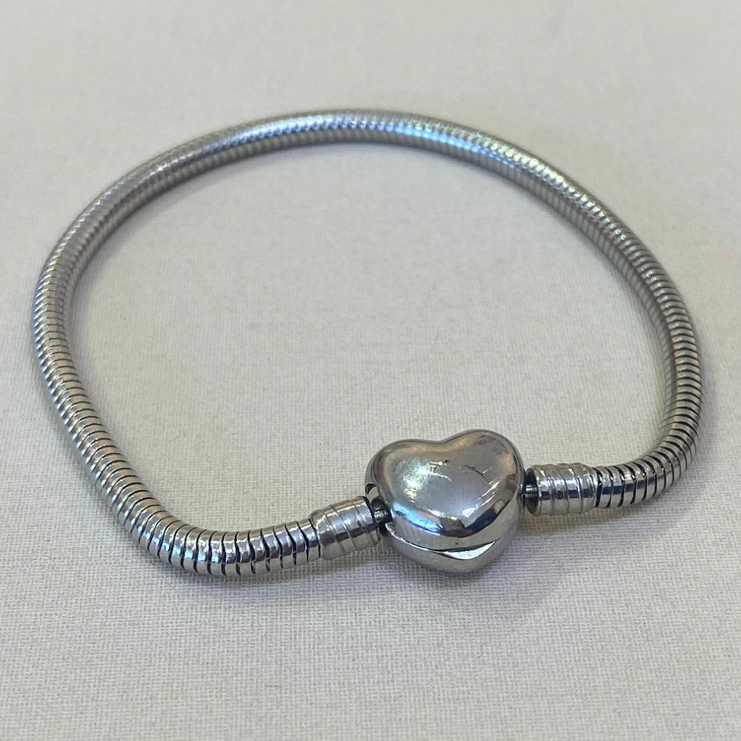 PULSEIRA AÇO PANDORA 20CM FECHO CORAÇÃO