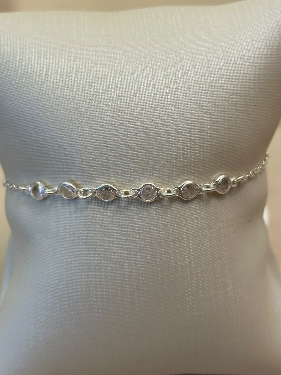 PULSEIRA PRATA ZIRCÔNIAS CRISTAIS