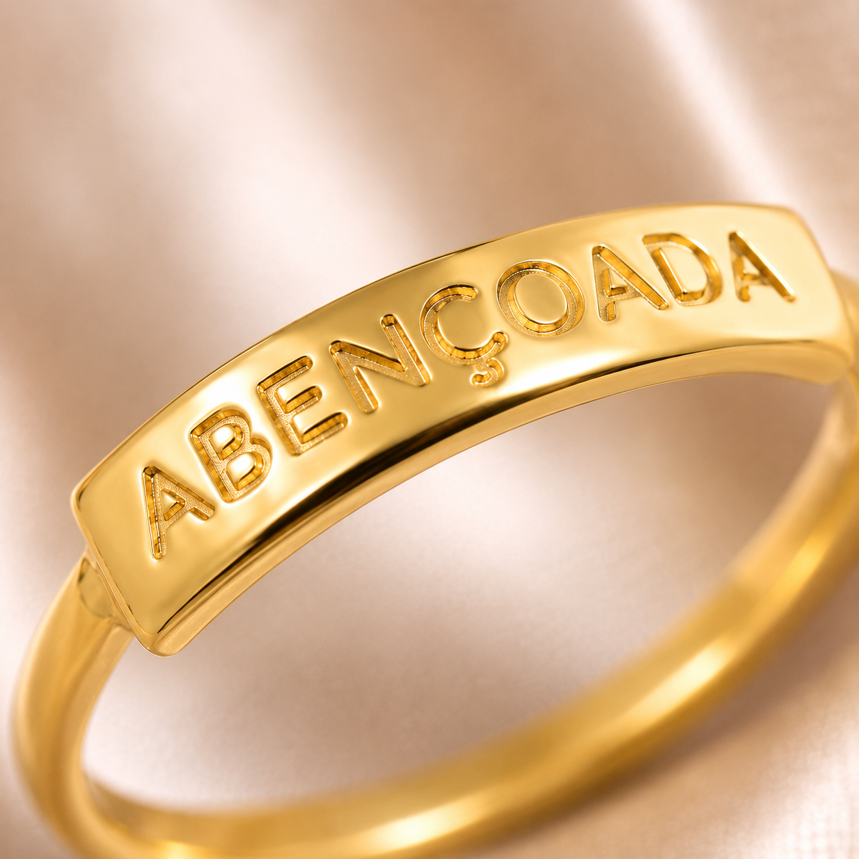 ANEL PLACA ESCRITO ABENÇOADA