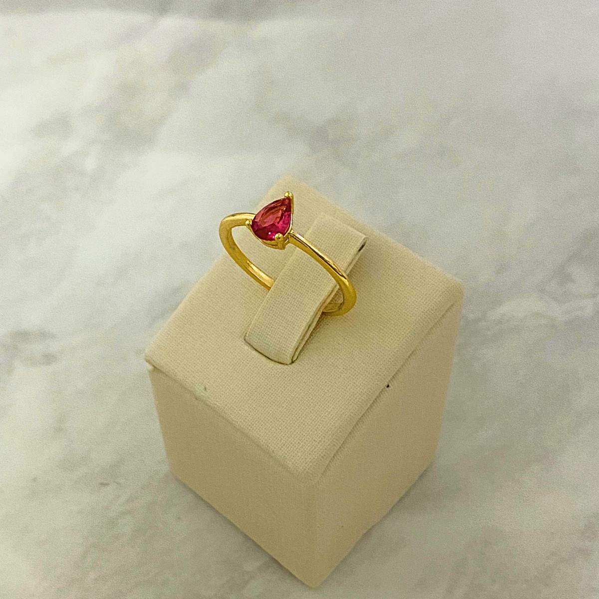 ANEL PONTO DE LUZ GOTA RUBY, VERMELHO