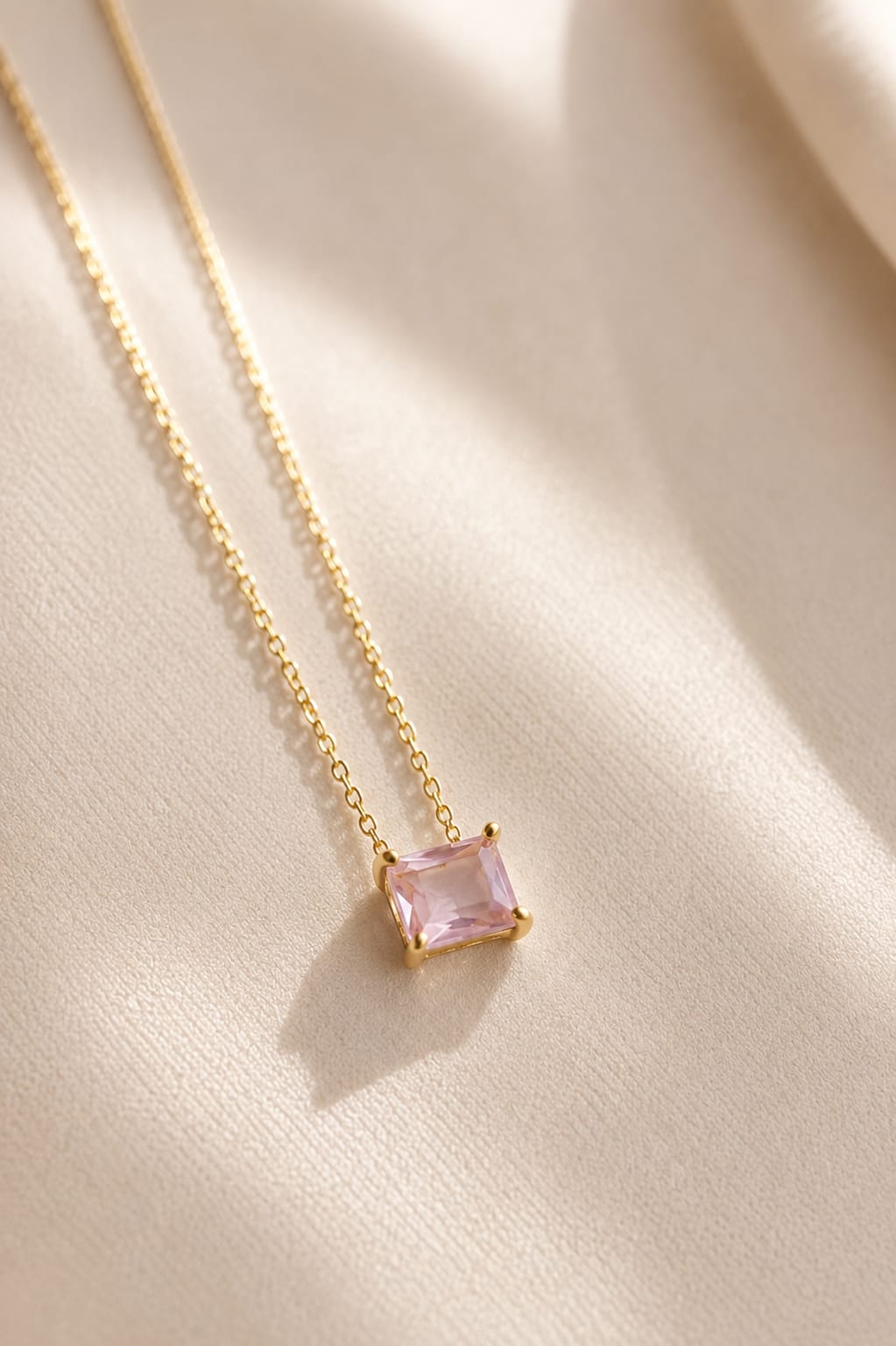 Pingente Zirconia Retangular Rosa (1,0x0,7cm)