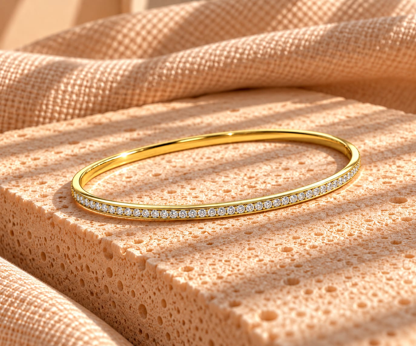 Bracelete Cravejado em Aço Inox