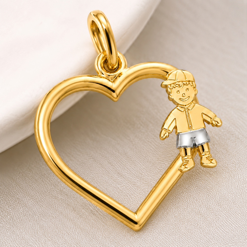 Pingente Coração Vazado com 1 Menino Banhado a ouro 18k - 1,5 cm