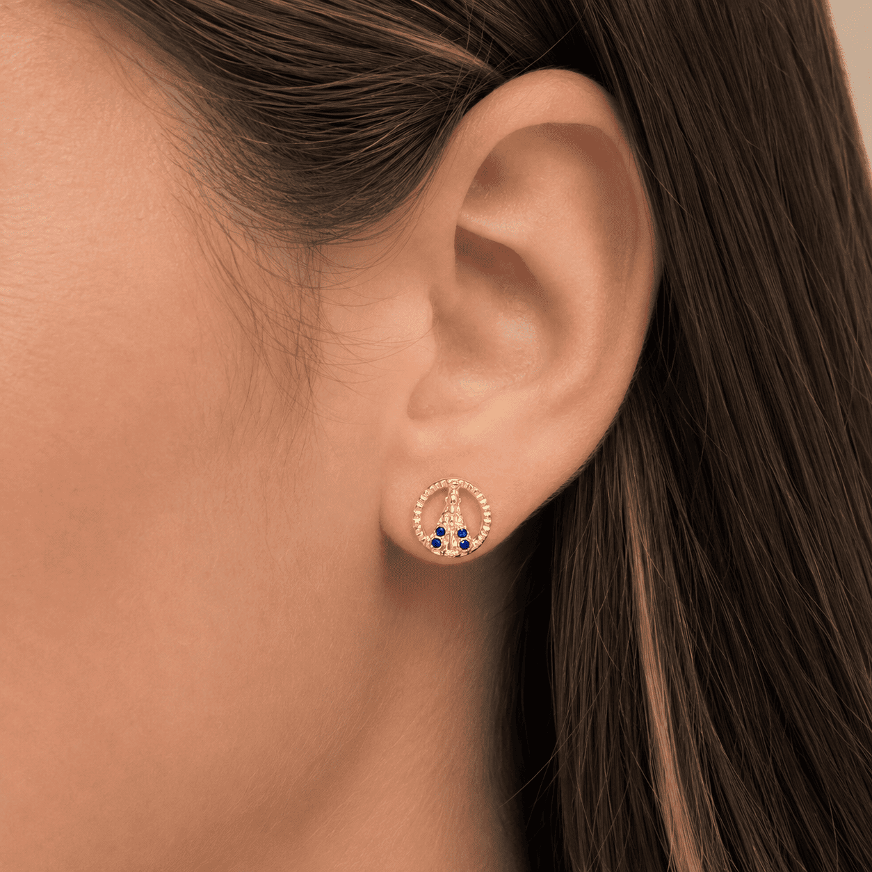 Brinco Nossa Senhora Redondo Banhado a Ouro 18k com Zircônias Azul Safira - 9mm