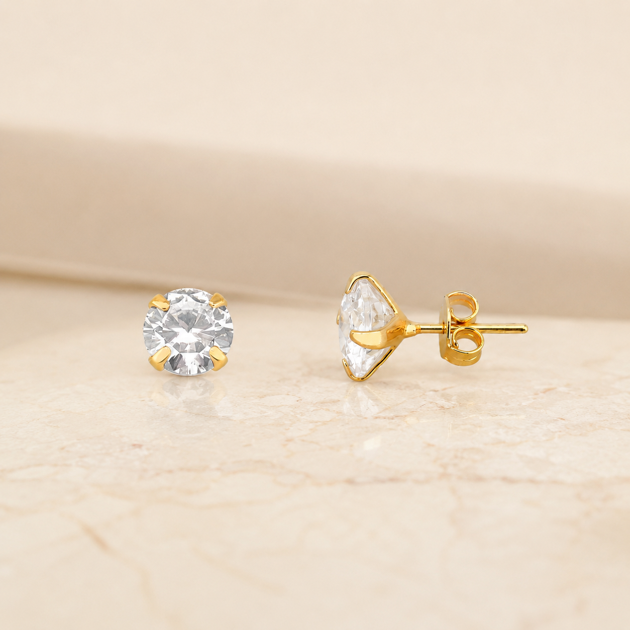 Brinco Banhado a Ouro 18k com Zircônia - 8mm