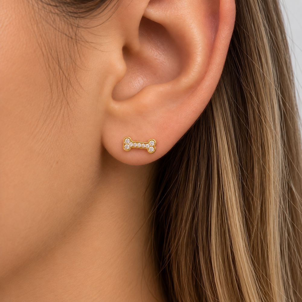 Brinco Osso Cravejado Banhado a Ouro 18k com Zircônias - 1 cm