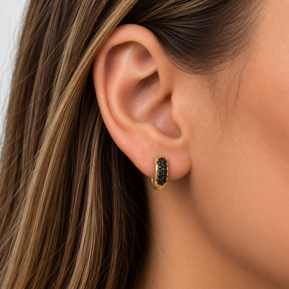 Brinco Argola Click Pedras Pretas Banhado a Ouro 18k com Zircônias - 9 mm
