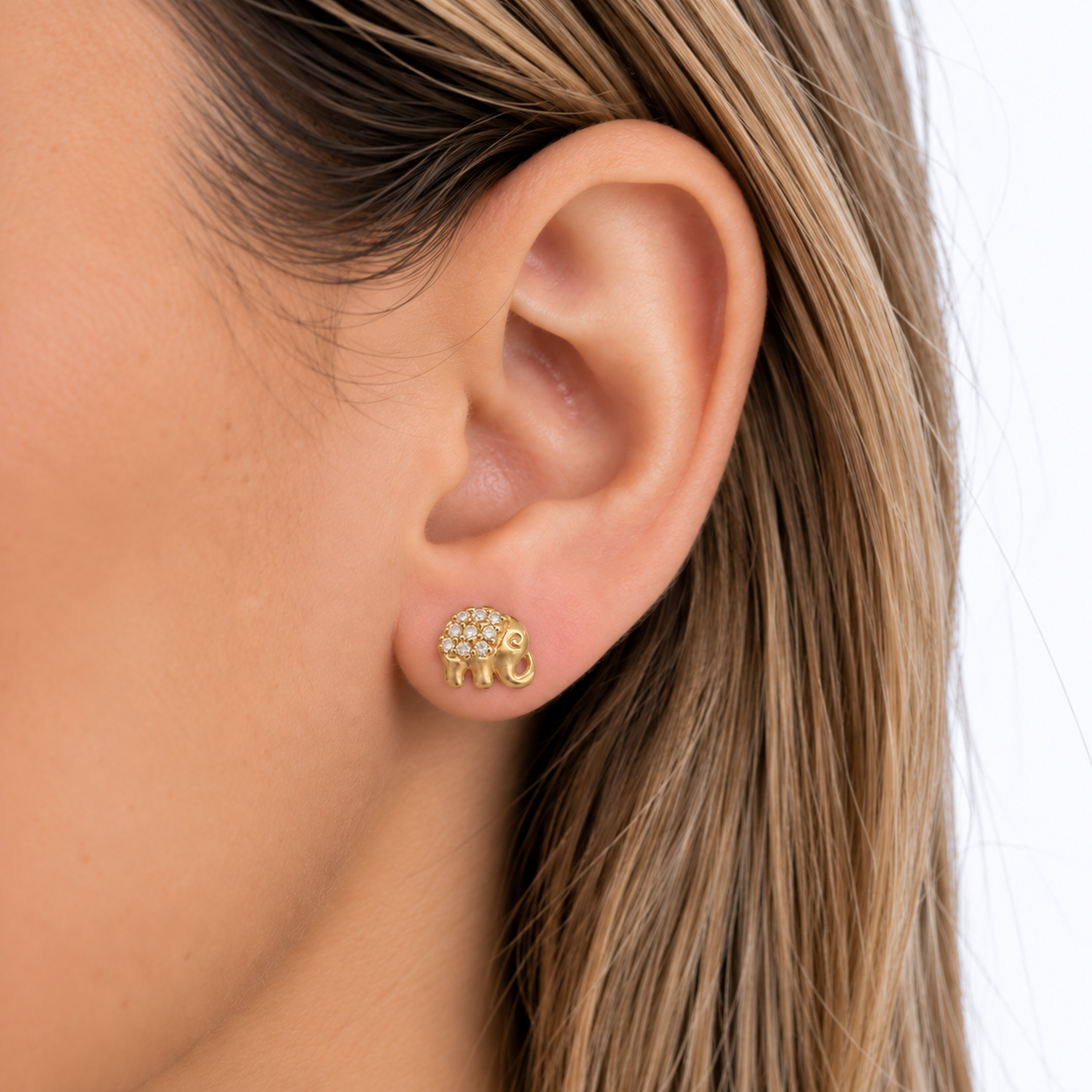 Brinco Elefante com Detalhe em Pedras Banhado a Ouro 18k com Zircônias - 8 mm