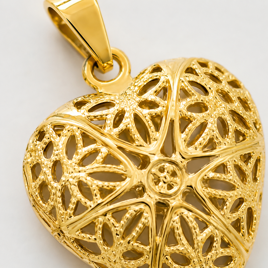 Pingente Relicário Coração Banhado a Ouro 18k - 2 cm