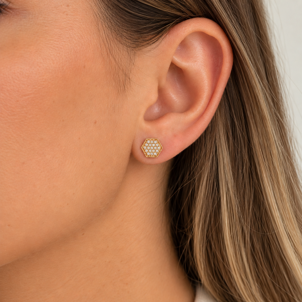Brinco Hexágono Cravejado Banhado a Ouro 18k com Zircônias - 6 mm