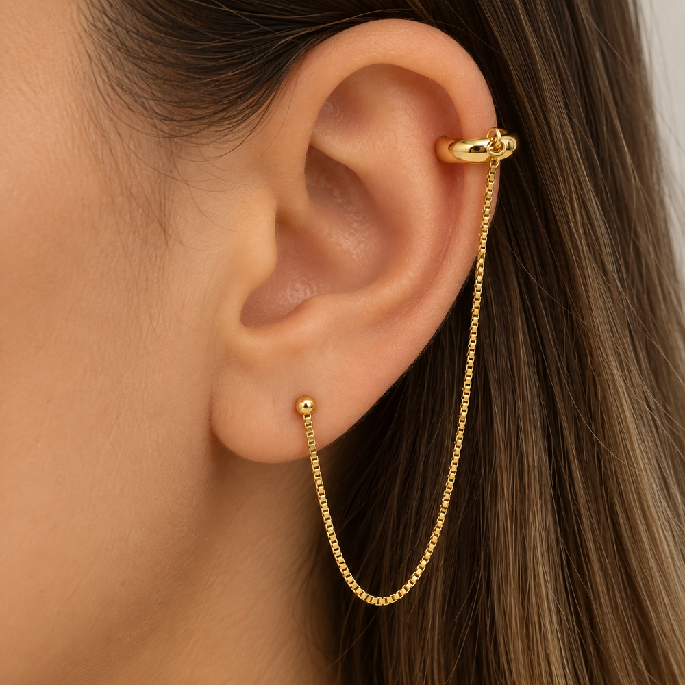 Brinco Passante Interligado com Piercing Fake Banhado a Ouro 18k