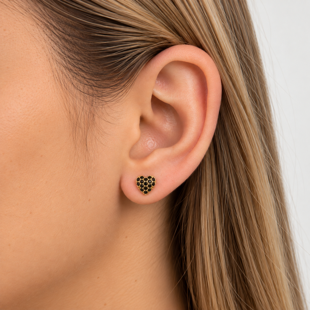 Brinco Coração Pedras Pretas Banhado a Ouro 18k com Zircônias - 6 mm