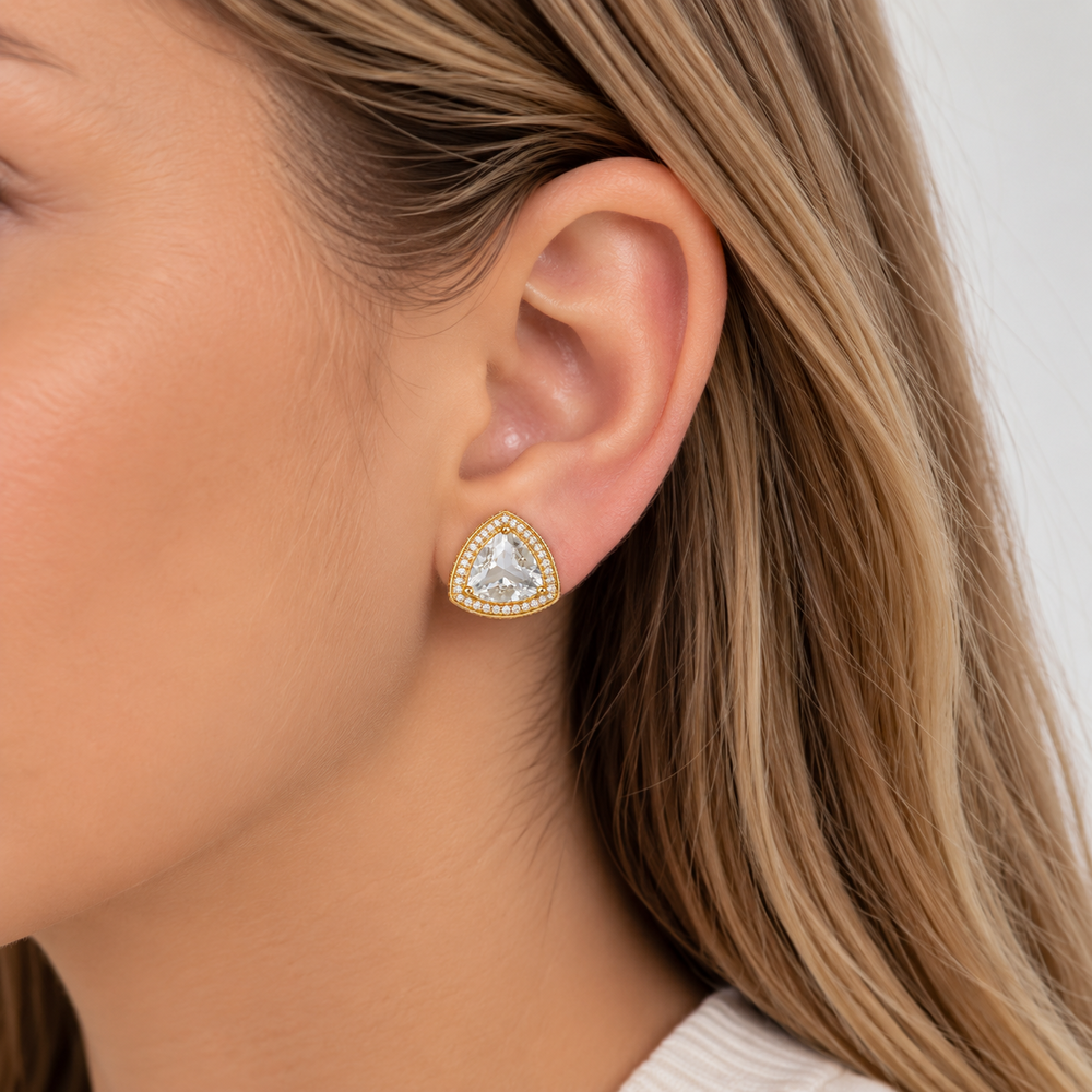 Brinco Triangulo com Borda Cravejada e Pedra Central Banhado a Ouro 18k com Zircônias - 1,5 cm