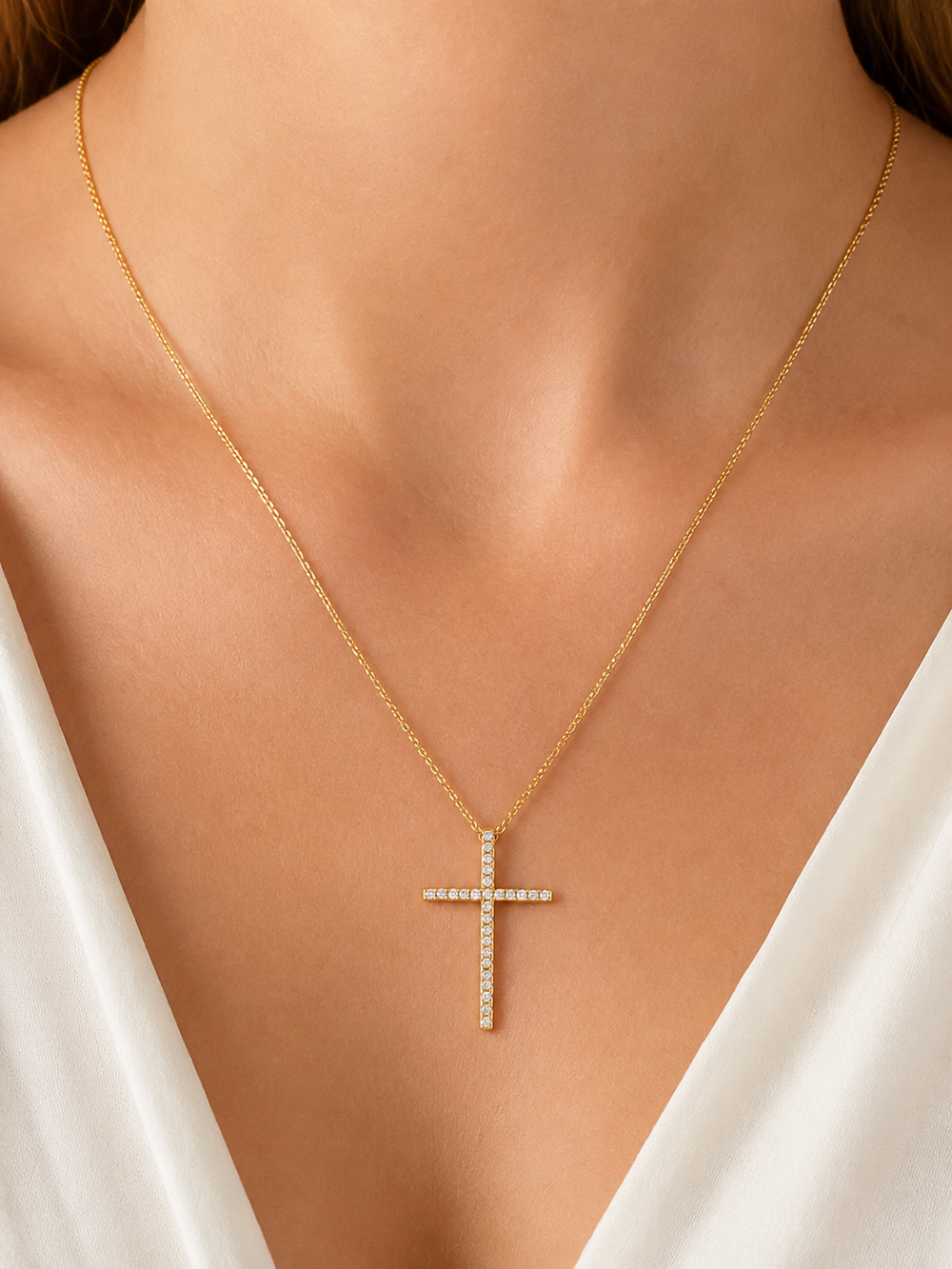 Colar Cruz Cravejada Banhado a Ouro 18k com Zircônias - 40 cm + 4 cm (Alongador)