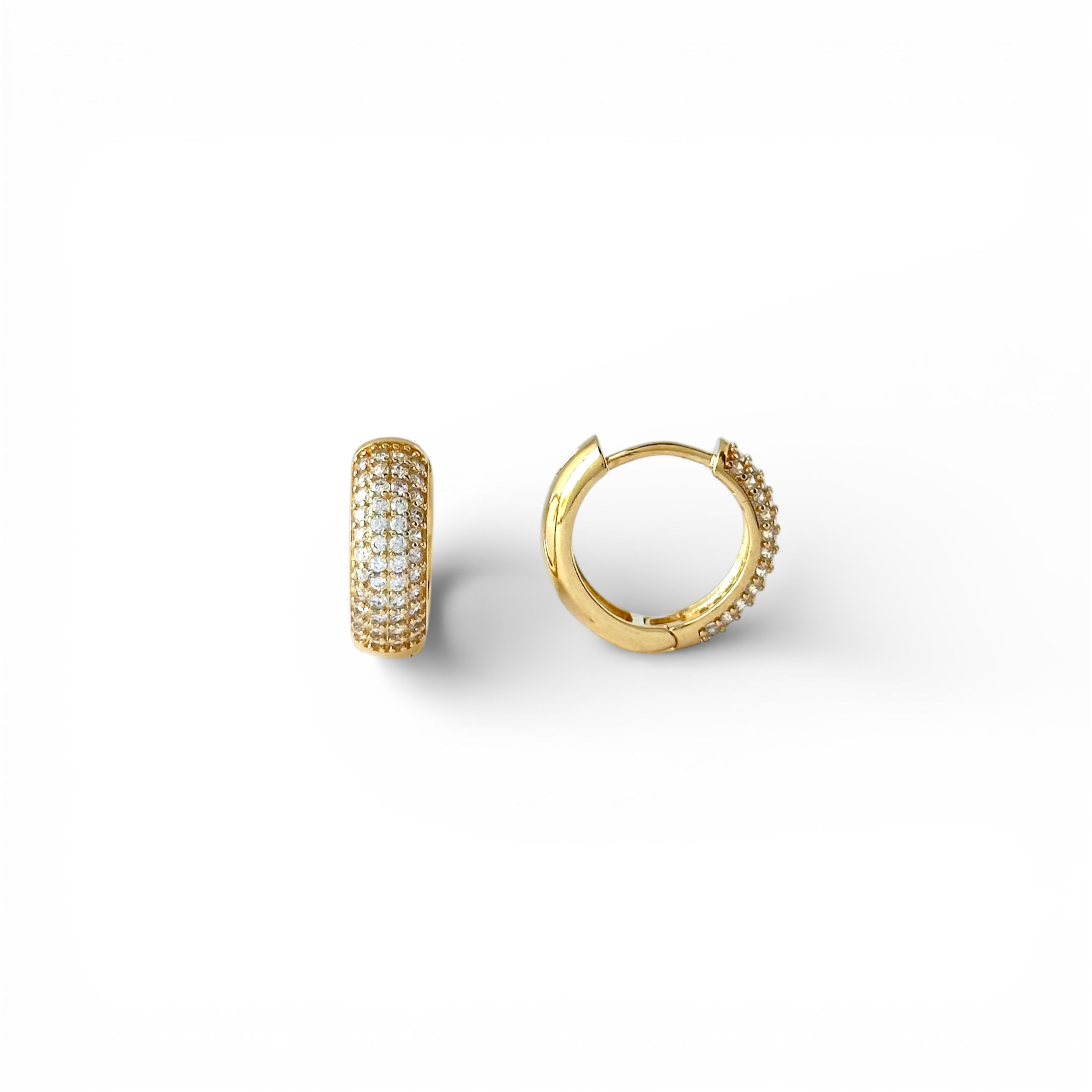 Brinco Argola Banhado a Ouro 18k com 4 Linhas de Zircônias - 1,5cm