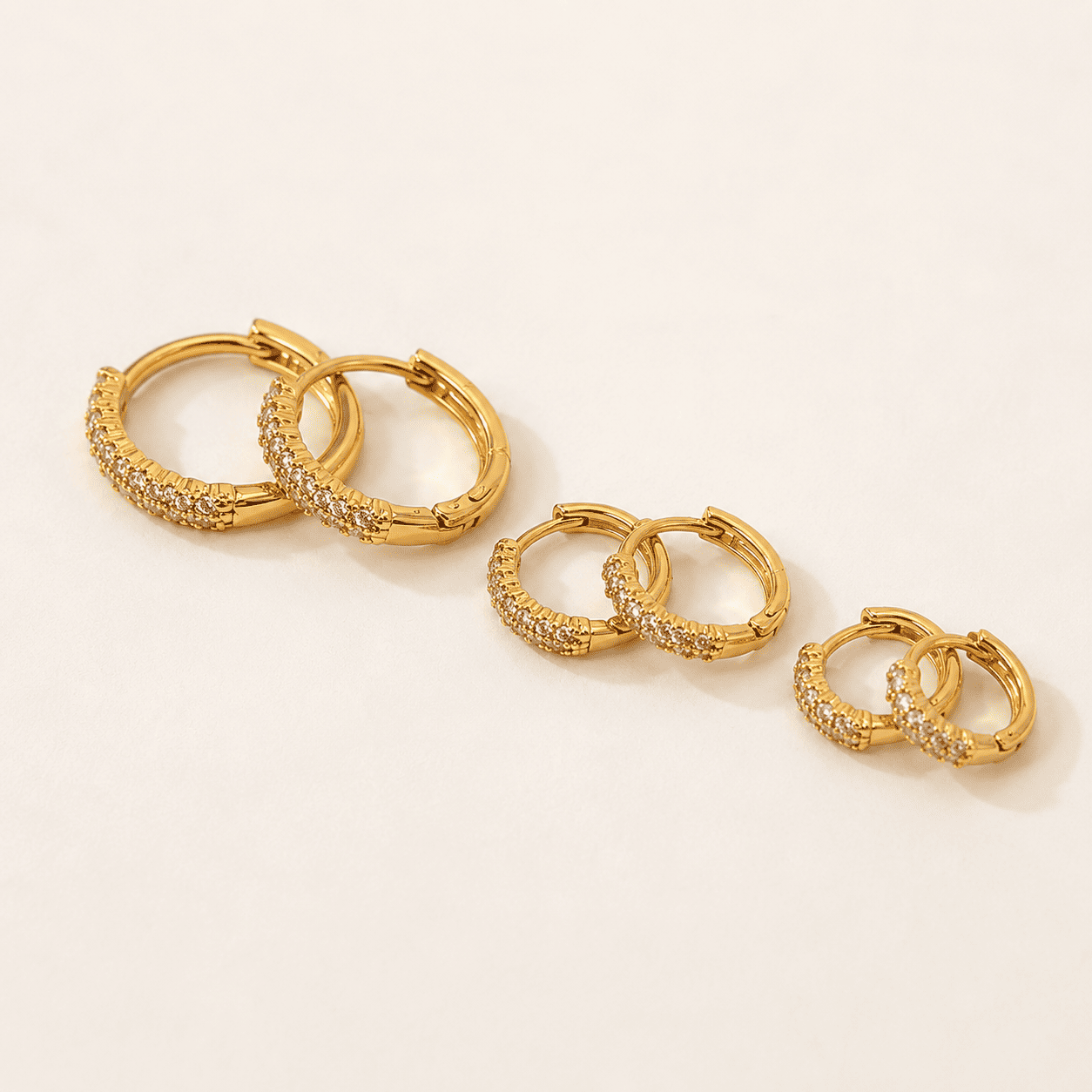 Trio de Brincos Argola Banhado a Ouro 18k com 1 Linha de Zircônias