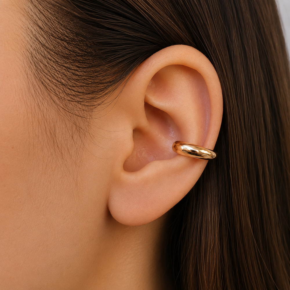 Brinco Cartilagem Piercing Fake Orgânico Liso Banhado a Ouro 18k - 1,7 cm