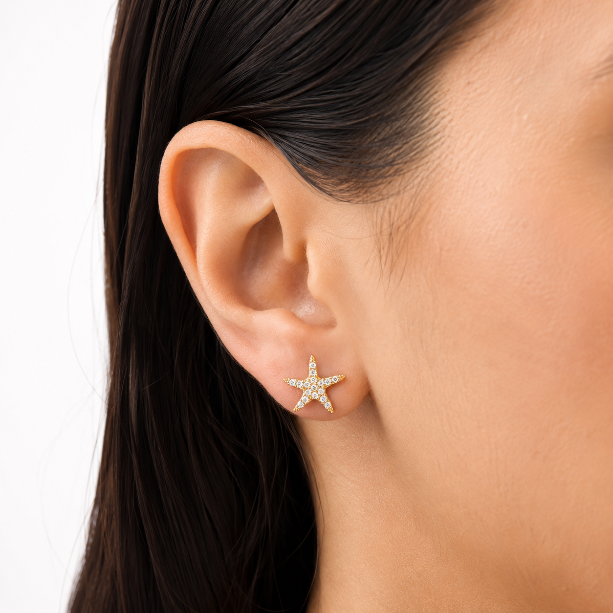 Brinco Estrela do Mar Cravejado Banhado a Ouro 18k com Zircônias - 1,1 cm