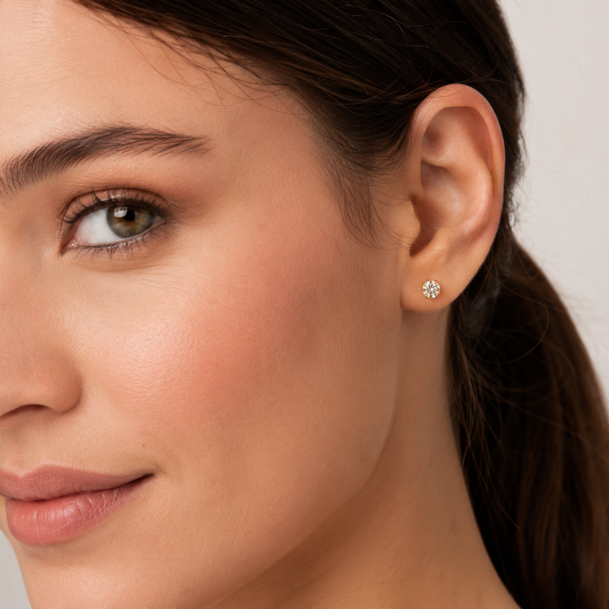 Brinco Ponto de Luz Banhado a Ouro 18k com Zircônia - 6mm