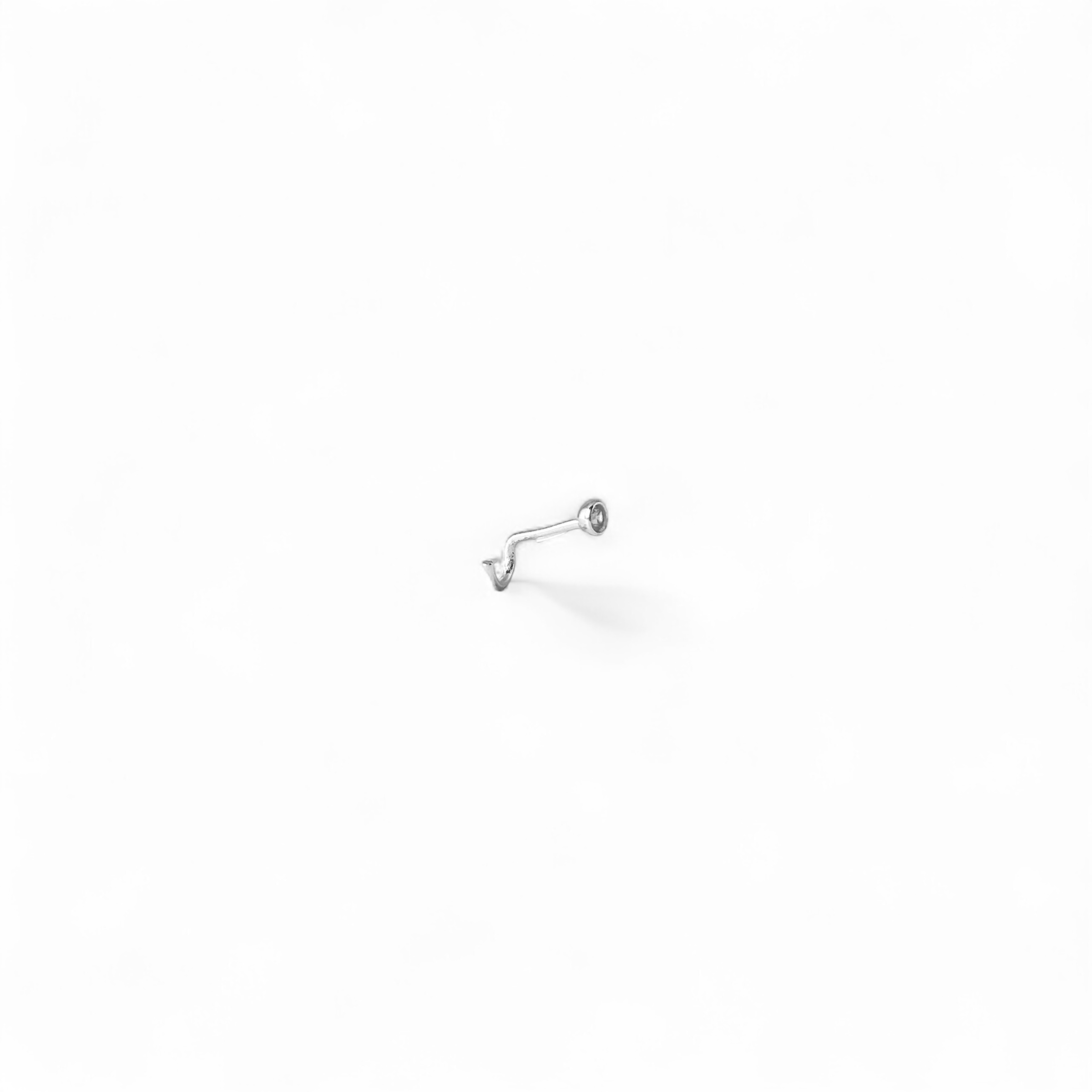 Brinco Piercing Nariz Prata 925 com Ponto Luz em Zircônia