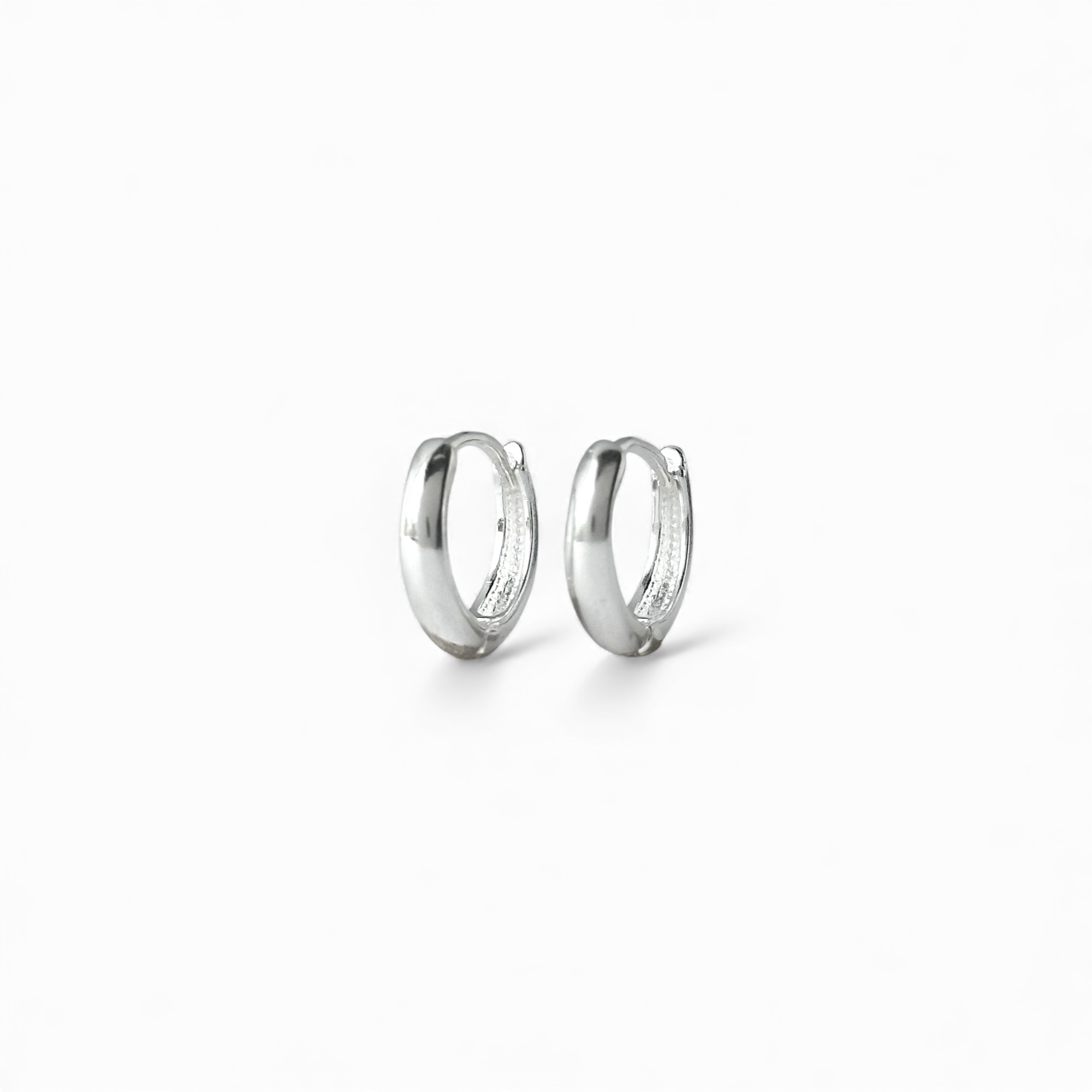 Brinco Argola Prata 925 - 1,5cm