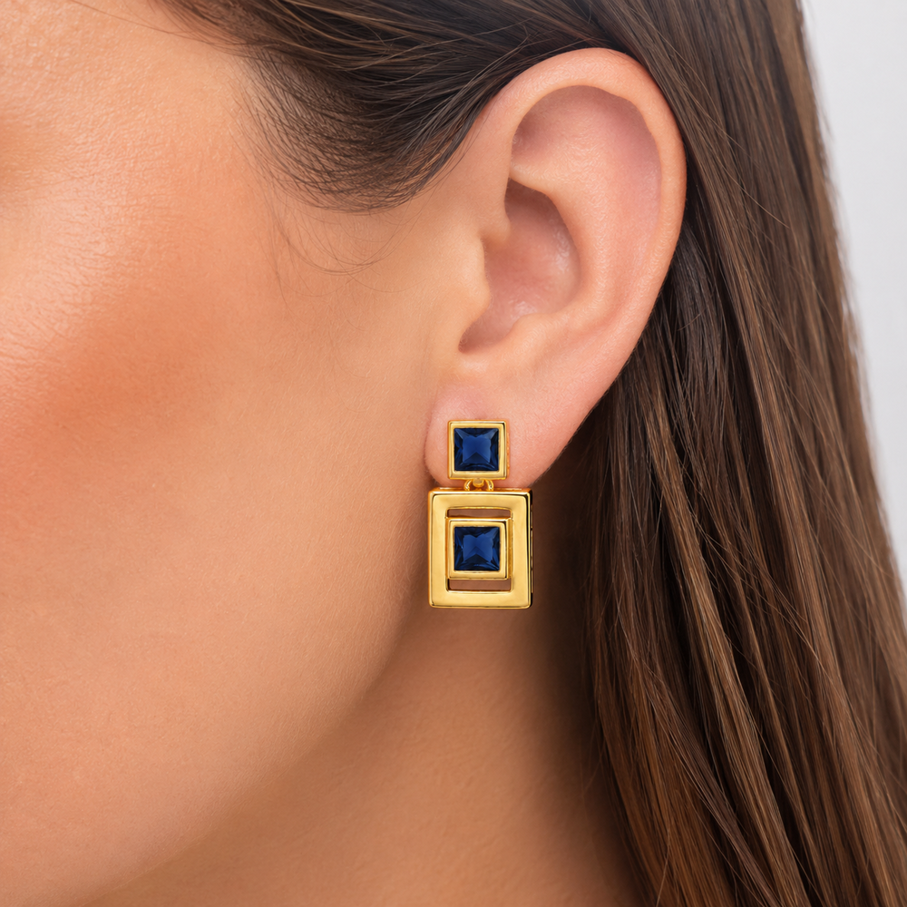 Brinco Pendente Quadrado Azul Banhado a Ouro 18k com Zircônias Azul - 1,8 cm